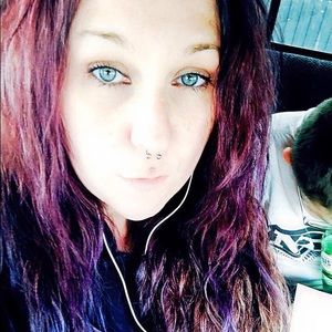 Meet your Posher, Cheri